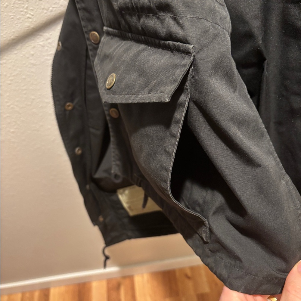 Fjallraven Men's Black Räven Jacket - Picture 7 of 7